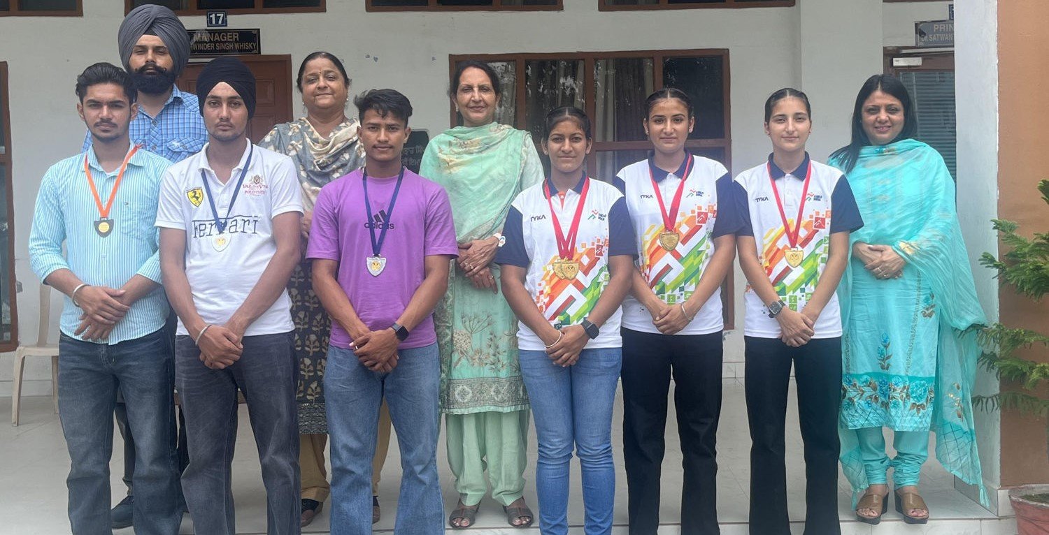 Bela College won 5 gold medals in the Punjab State Rowing Championship